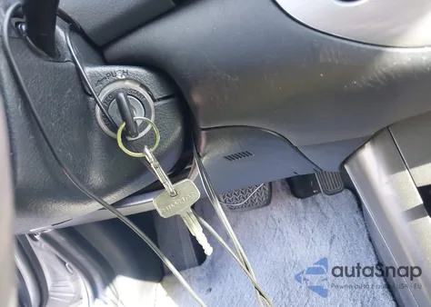 2005 Toyota Camry Se z USA, uszkodzony, nr VIN 4T1BE32K15U536932